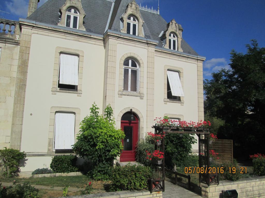 Logis Hôtel Beauséjour Chauvigny Exterior foto